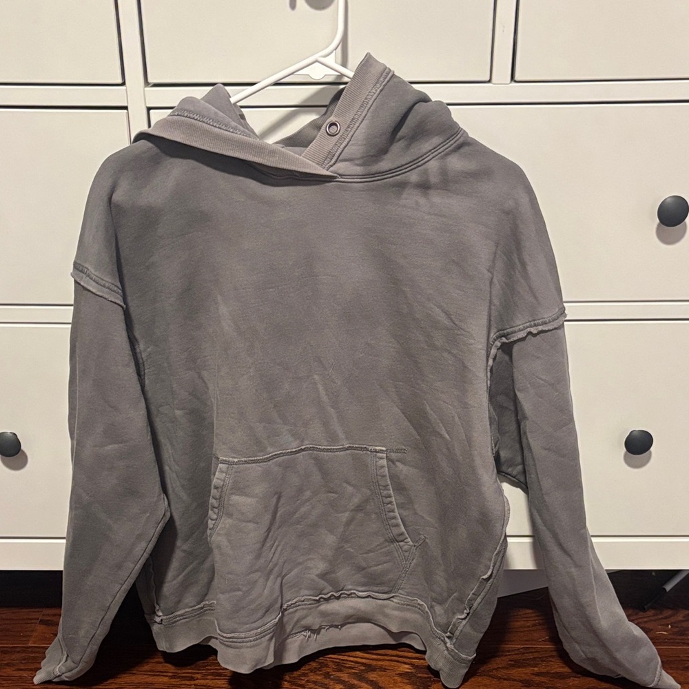 We The Free Light Gray Sweatshirt